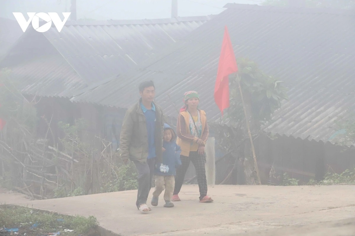 toan canh ngay bau cu 15 3 nhung hinh anh xuc dong tu khap moi mien hinh anh 8