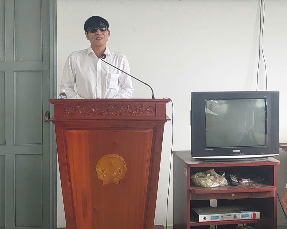 nguoi khiem thi o tinh Dong thap san sang thuc hien quyen cong dan hinh anh 3