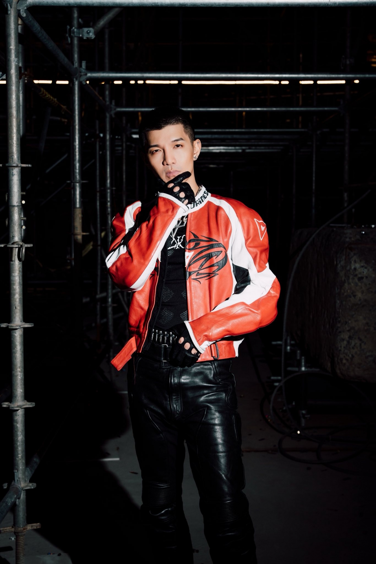 sao viet 23 3 toc tien tiep tuc xa anh xinh dep ben bo bien hinh anh 10