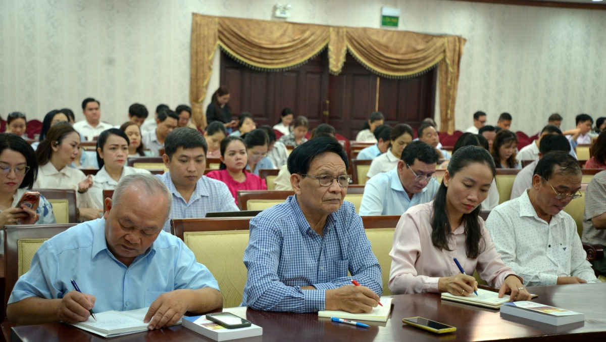 tang cuong nam bat du luan xa hoi tren khong gian mang trong tinh hinh moi hinh anh 2