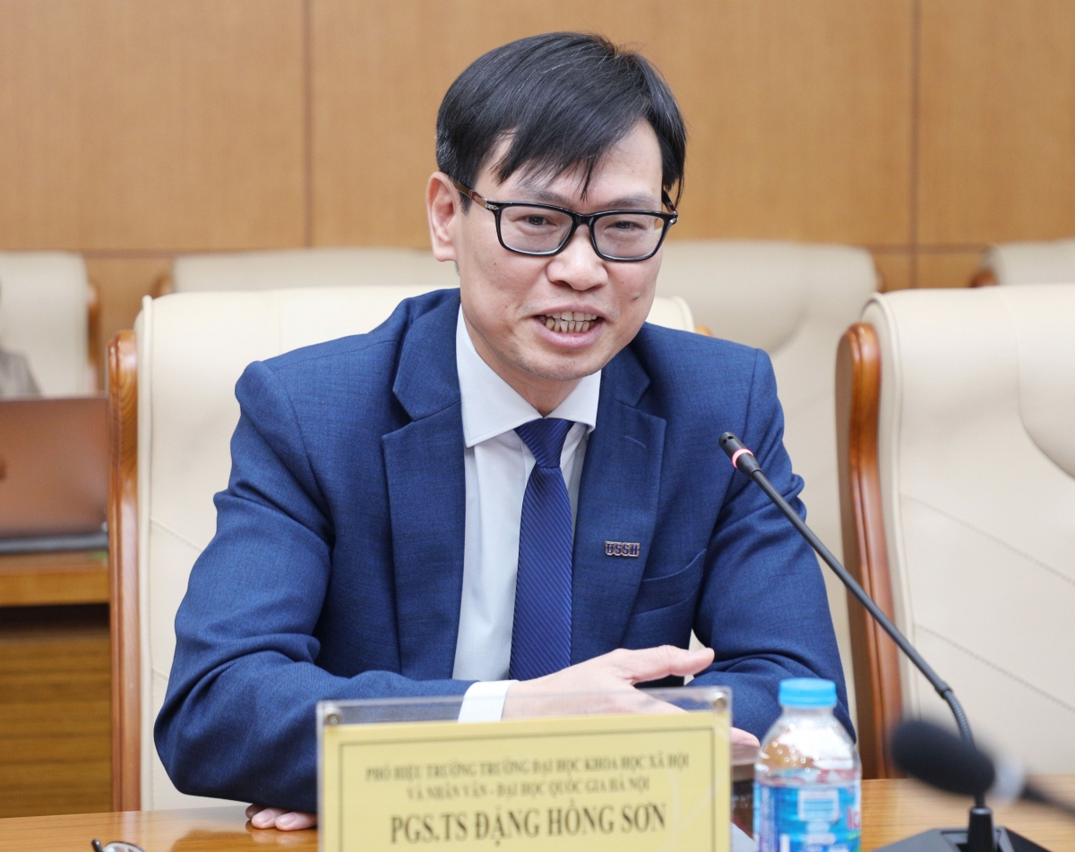 cu tri gui gam ky vong qua la phieu hinh anh 1