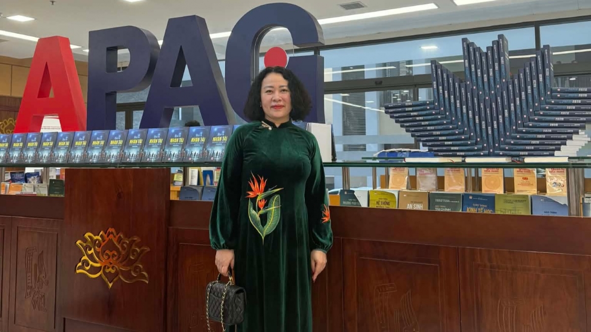 Diem dac biet cua hoi nghi trung uong lan thu 2 khoa xiv hinh anh 1