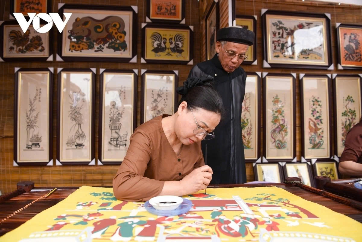folk paintings come alive at bac ninh exhibition picture 6