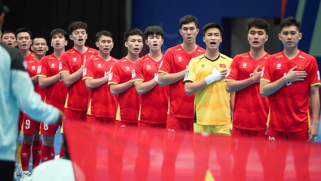 Liên đoàn bóng đá Việt Nam bất ngờ phải nhận án phạt