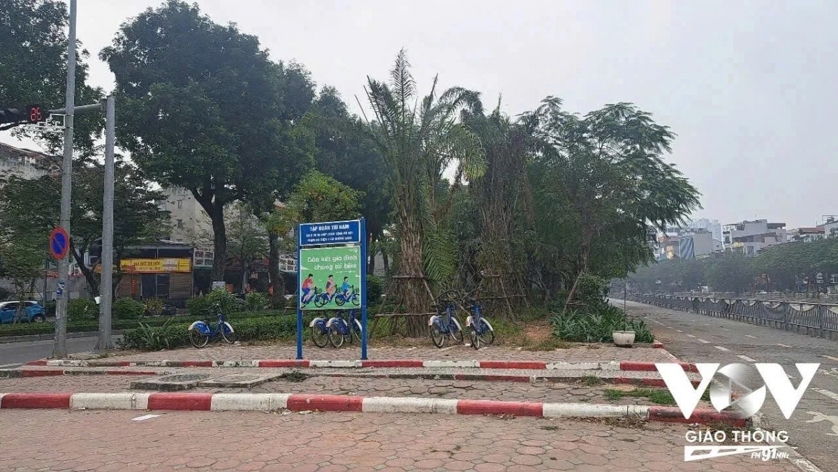 Duong danh rieng cho xe dap va nguoi di bo o ha noi - goc nhin cua chuyen gia hinh anh 2