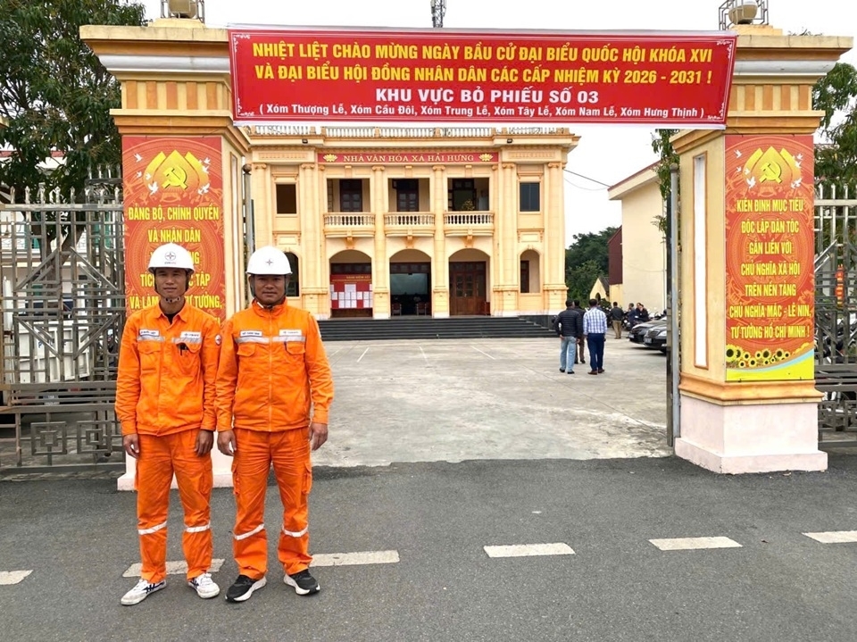 evnnpc san sang cap dien an toan cho 11.529 don vi bau cu ngay 15 3 hinh anh 1