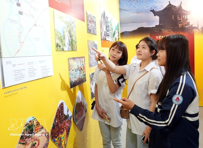 exhibition introduces yen tu-vinh nghiem-con son, kiep bac world cultural heritage picture 1