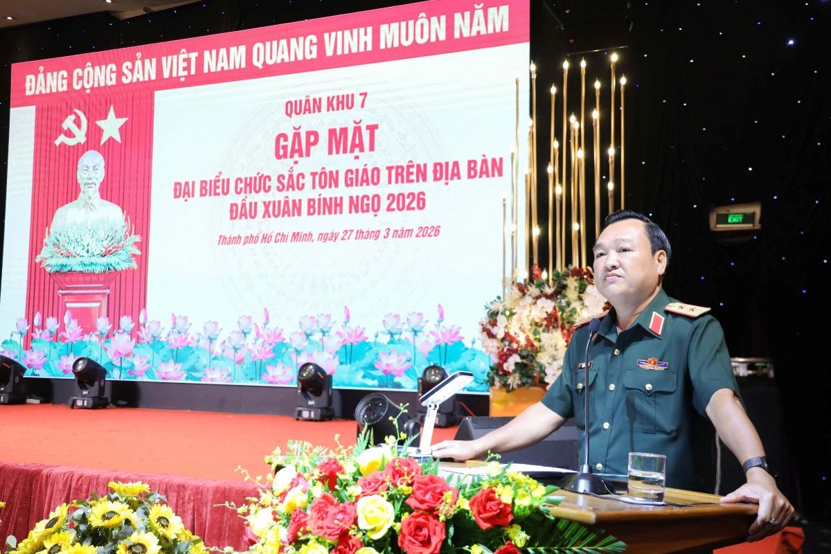 that chat doan ket quan - dan tu cong tac ton giao hinh anh 5