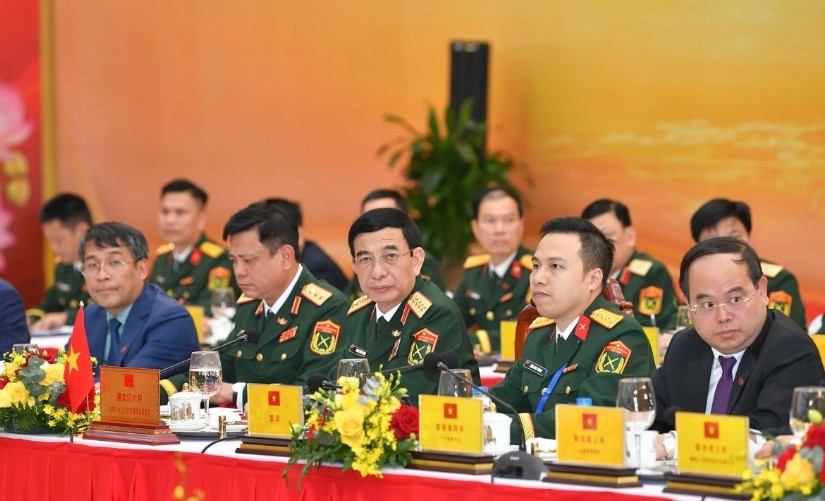 vietnam, china strengthen trust and expand defence cooperation picture 2