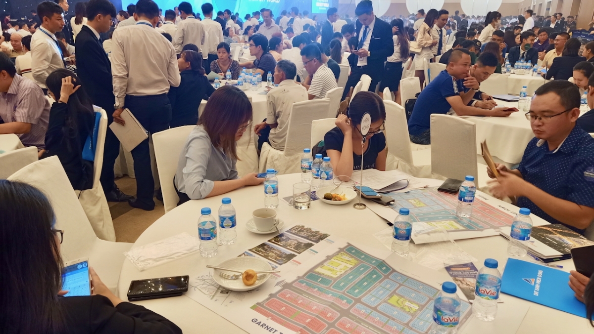 Người dân TP.HCM mong mỏi giải quyết bài toán nhà ở giá phù hợp