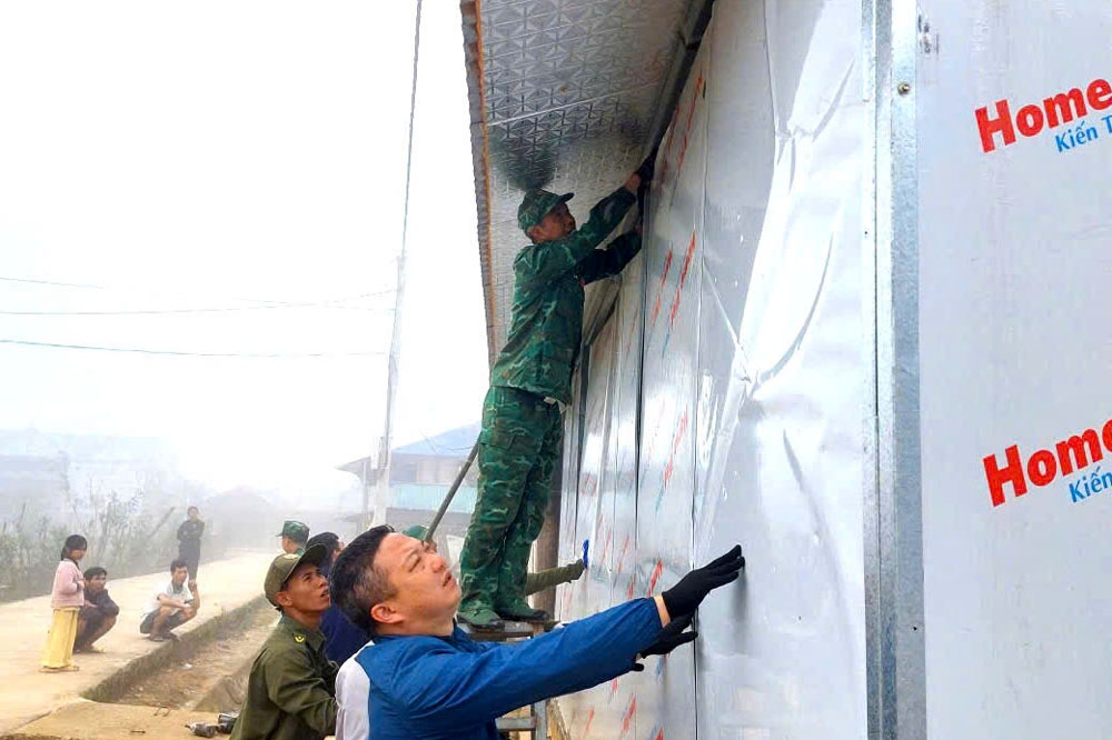 Mưa đá gây thiệt hại nhiều nhà dân ở xã Pa Ủ, Lai Châu