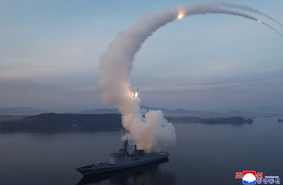 Triều Tiên lại phóng thử tên lửa hành trình chiến lược từ tàu khu trục