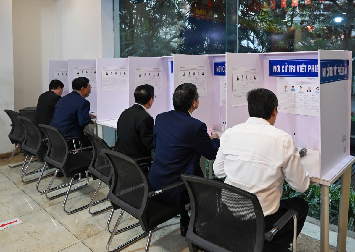 tuong thuat truc tiep ngay hoi toan dan 15 3 2026 hinh anh 132