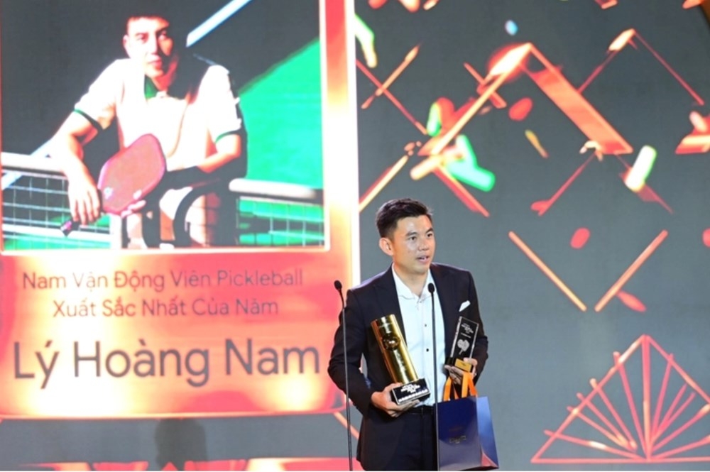 ly hoang nam, sophia phuong anh honored at vietnam pickleball awards 2025 picture 1