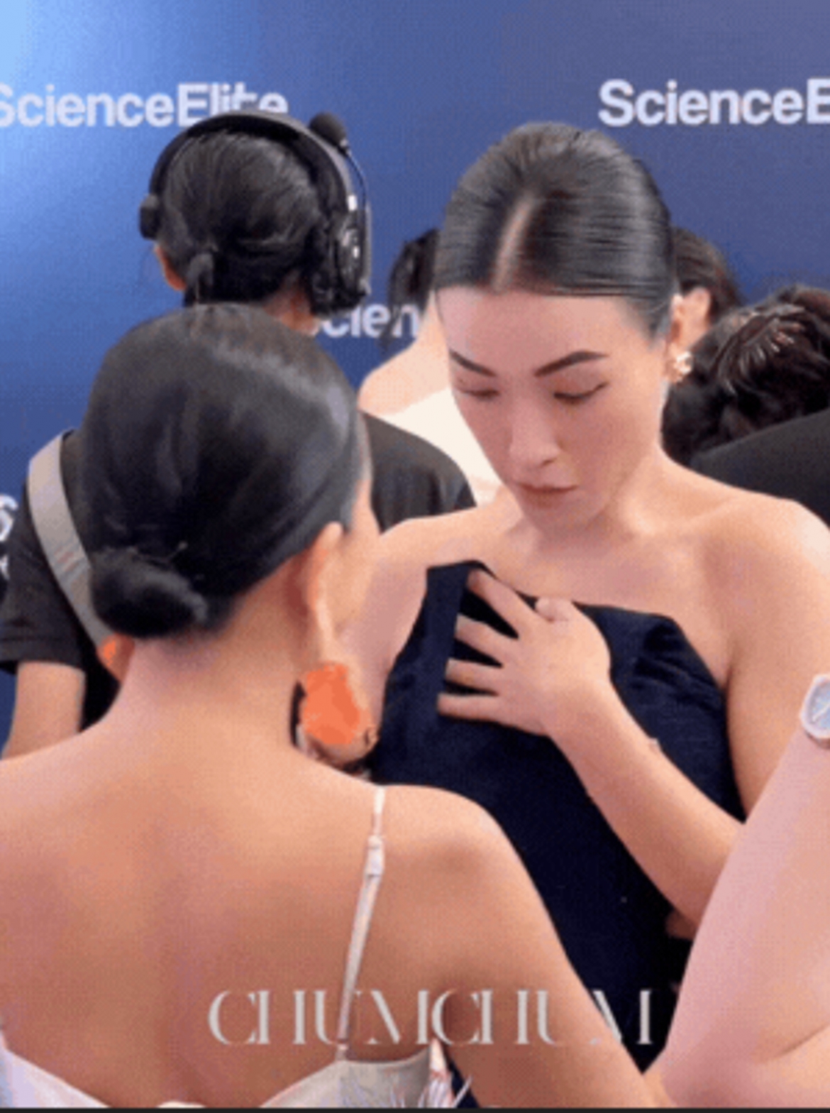 sao viet 28 3 nsUt my duyen yeu xa khong cai va de hon nhan ben vung hinh anh 6