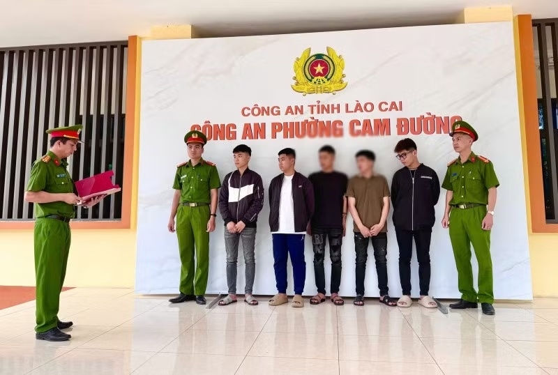Khởi tố nhóm thanh thiếu niên phóng xe máy, gây rối trật tự công cộng