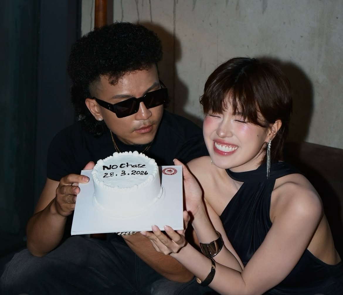 sao viet 29 3 phao don sinh nhat ben richie d.icy, nghi van tinh cam them ro hinh anh 1