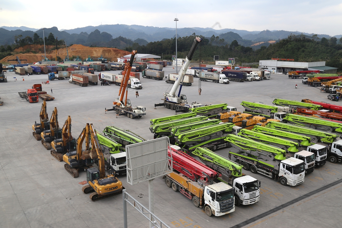 Nông sản thông quan thuận lợi ngay sau Tết qua các cửa khẩu ở Lạng Sơn