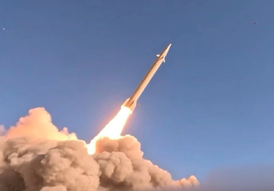 nong the gioi ngay 26 3 my tang ap luc quan su, iran day manh tap kich ten lua hinh anh 2