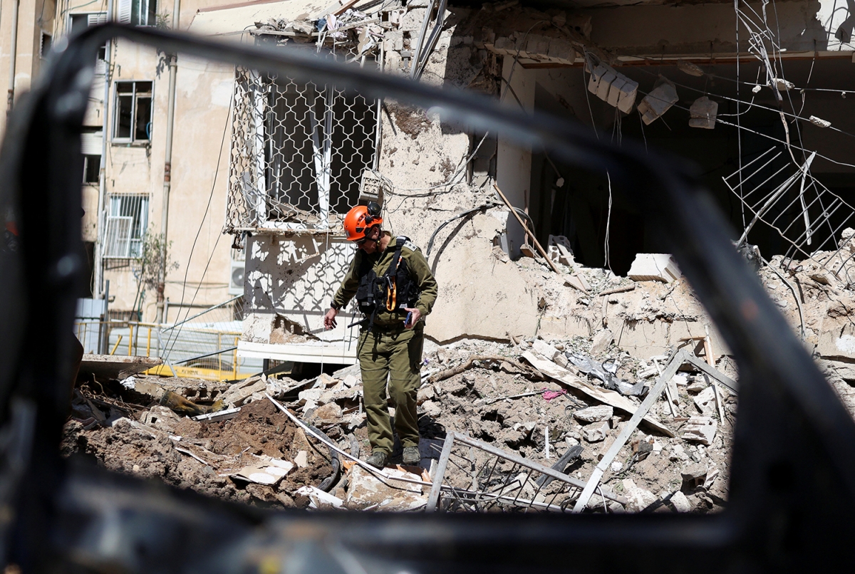 can canh thiet hai cua israel sau khi hung mua ten lua tu iran hinh anh 9