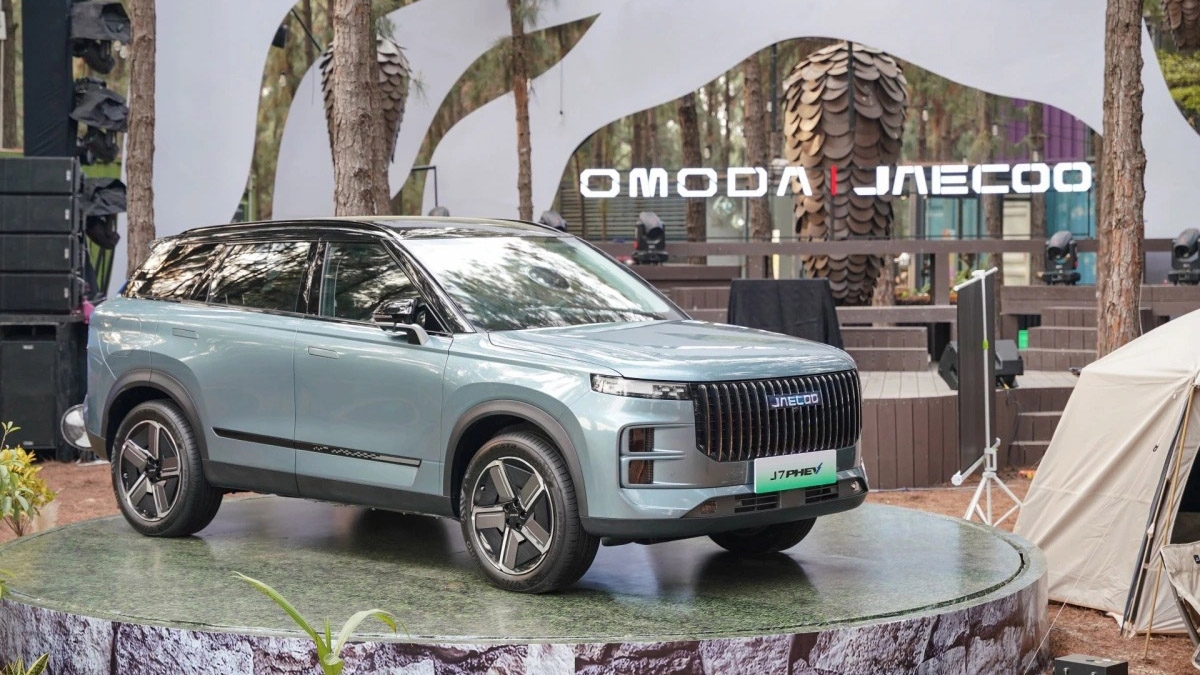 loat o to hybrid an xang nhu ngui tai viet nam co chiec chua toi 1 lit 100km hinh anh 3