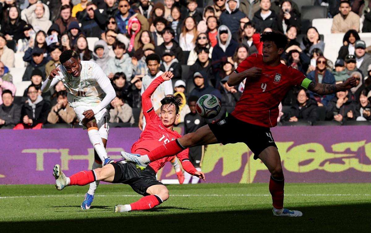 ket qua bong da hom nay 29 3 nhat ban the hien dang cap, bi tao mua ban thang hinh anh 1