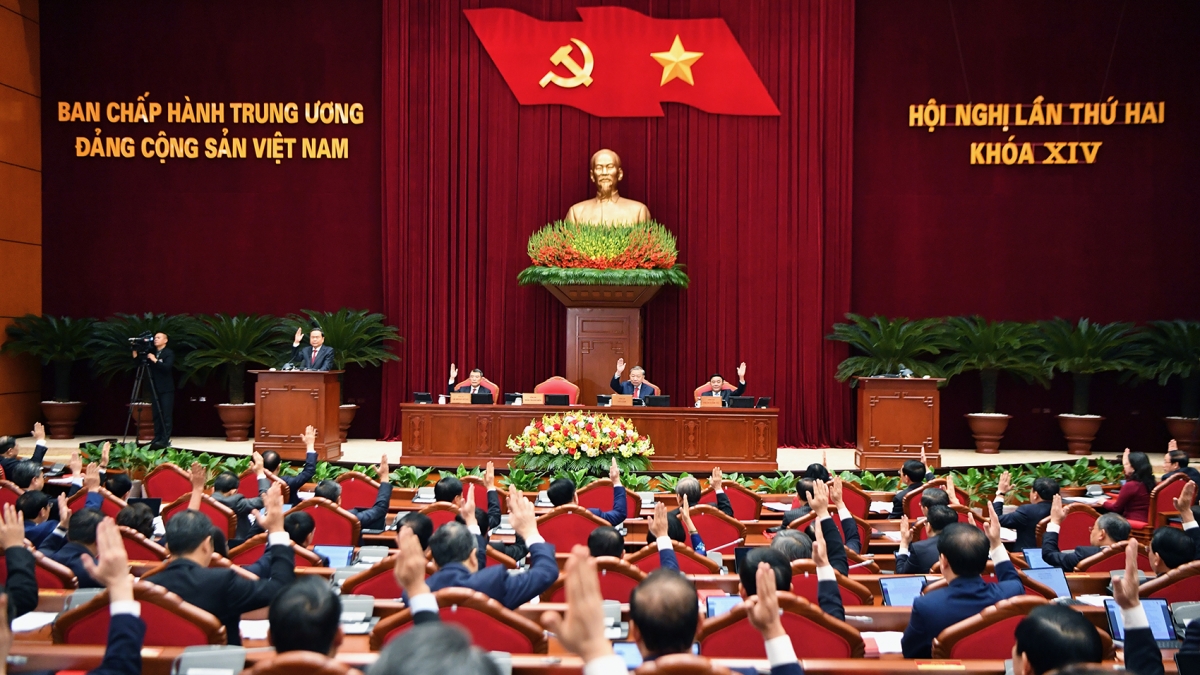 Dong bo cac bien phap phong, chong tham nhung, lang phi, tieu cuc hinh anh 1