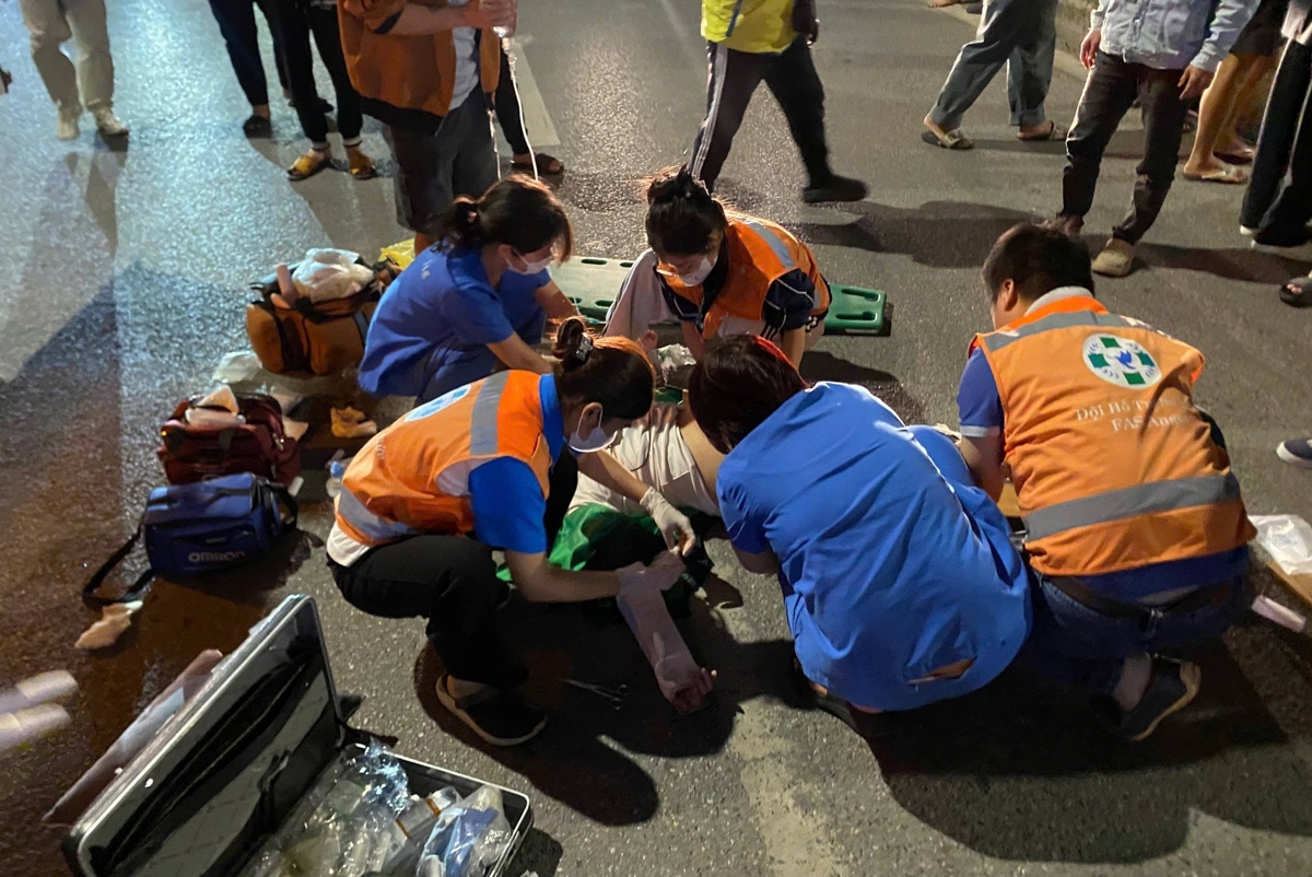 tai xe lexus gay tai nan o trung kinh am tinh voi nong do con va ma tuy hinh anh 5