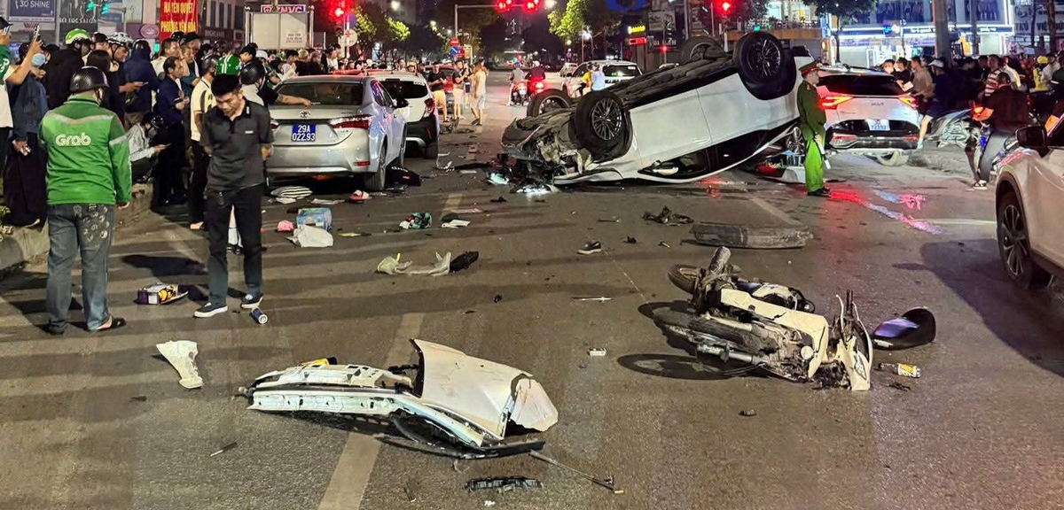 xe hop lexus gay tai nan lien hoan giua dem tai ha noi, nhieu nguoi nhap vien hinh anh 2