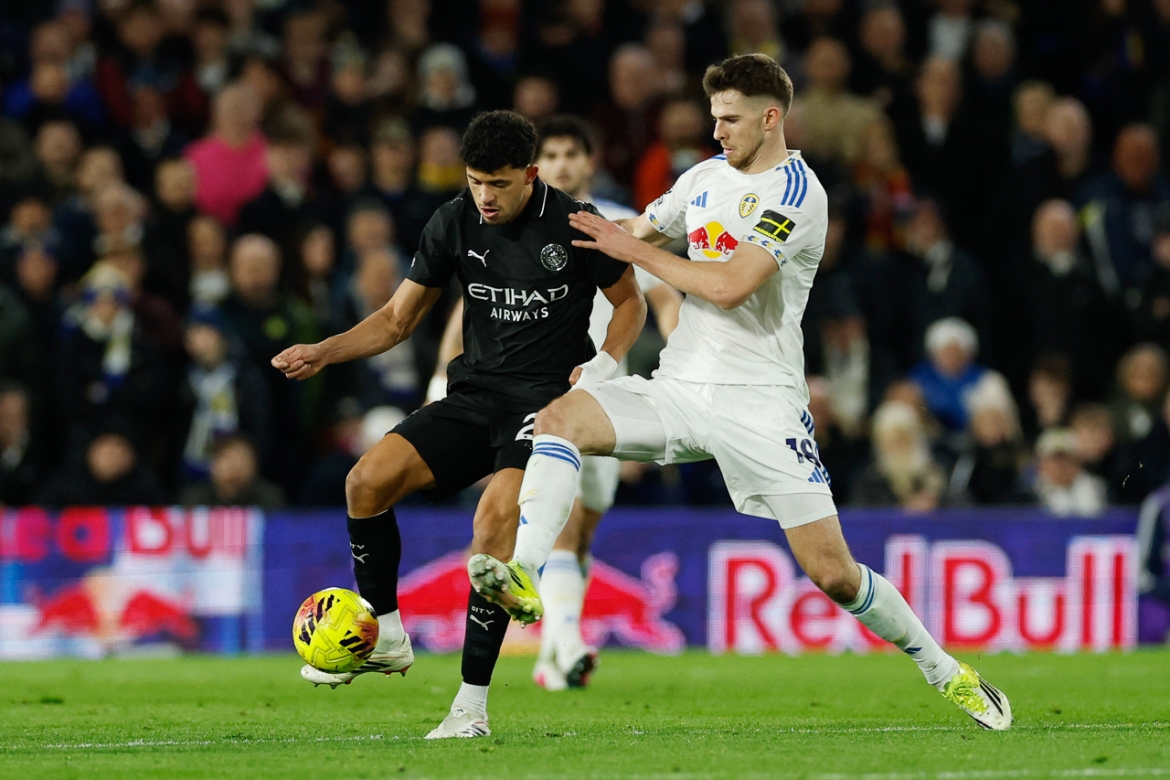 vuot qua leeds voi ti so toi thieu, man city gay ap luc len arsenal hinh anh 16