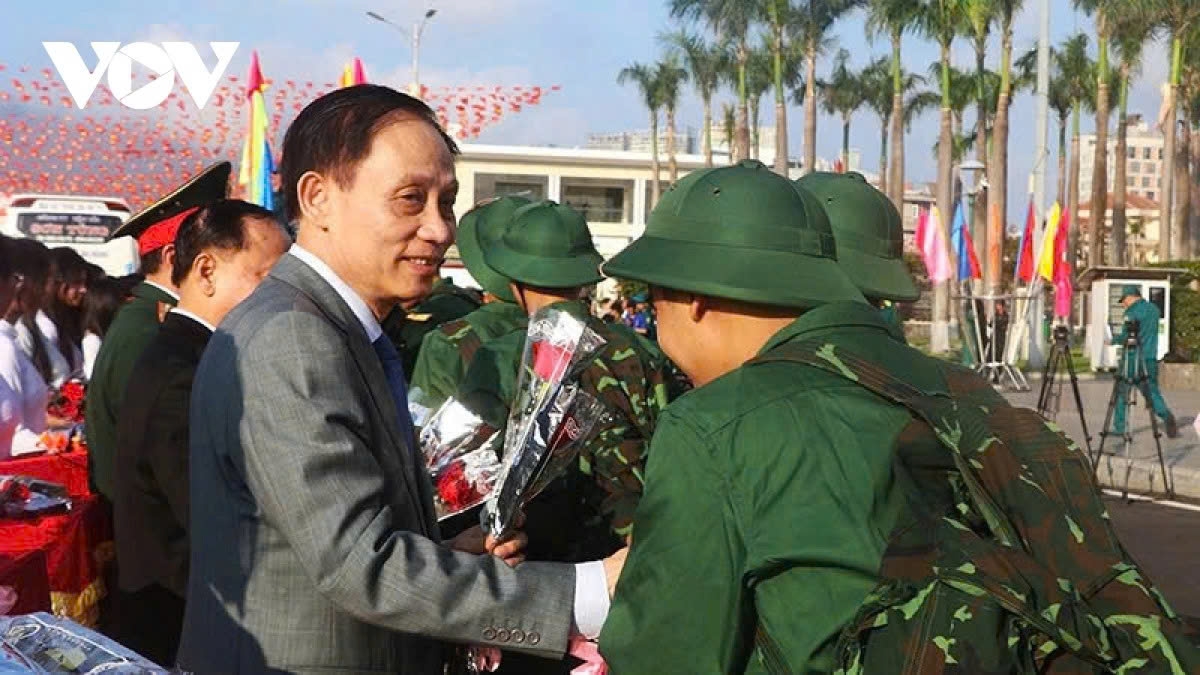 young recruits across vietnam embark on military service picture 8