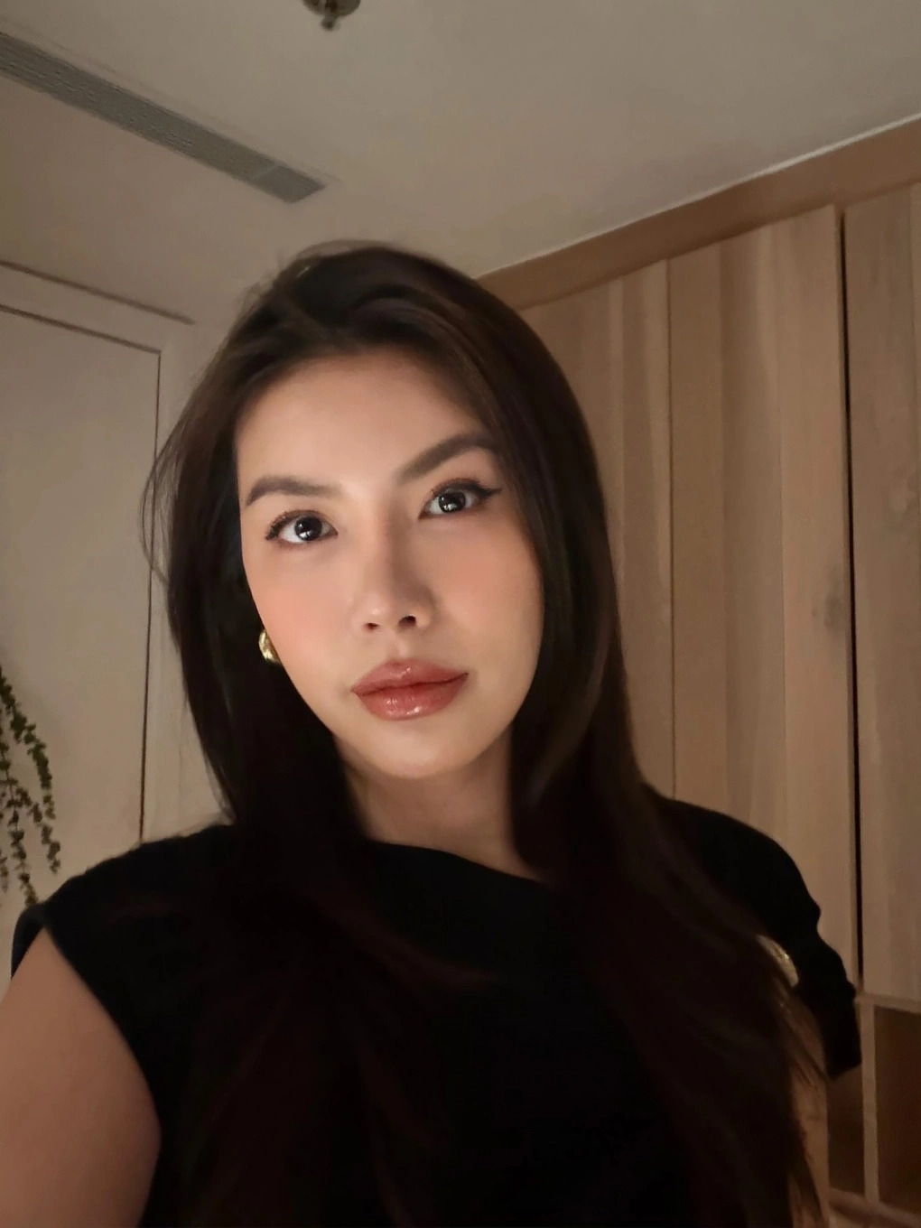 sao viet 2 3 toc tien khoe ve quyen ru voi vay xe sau hinh anh 3