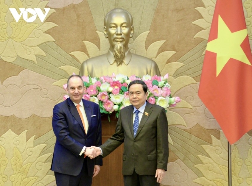 na chairman calls for stronger vietnam-greece cooperation, seeks support for evipa ratification picture 1