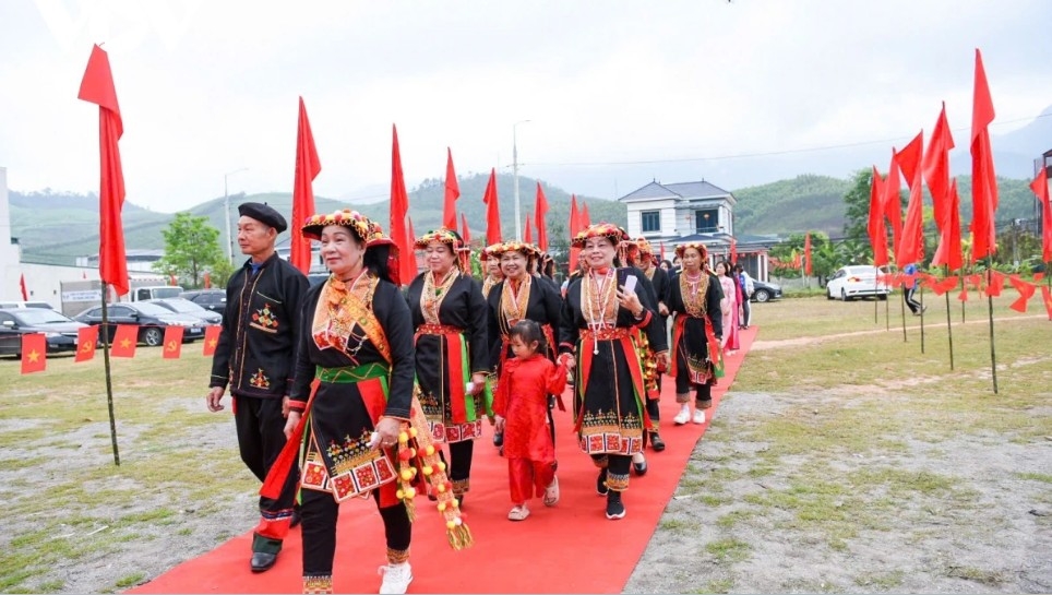 election day across vietnam moving moments from every region picture 2