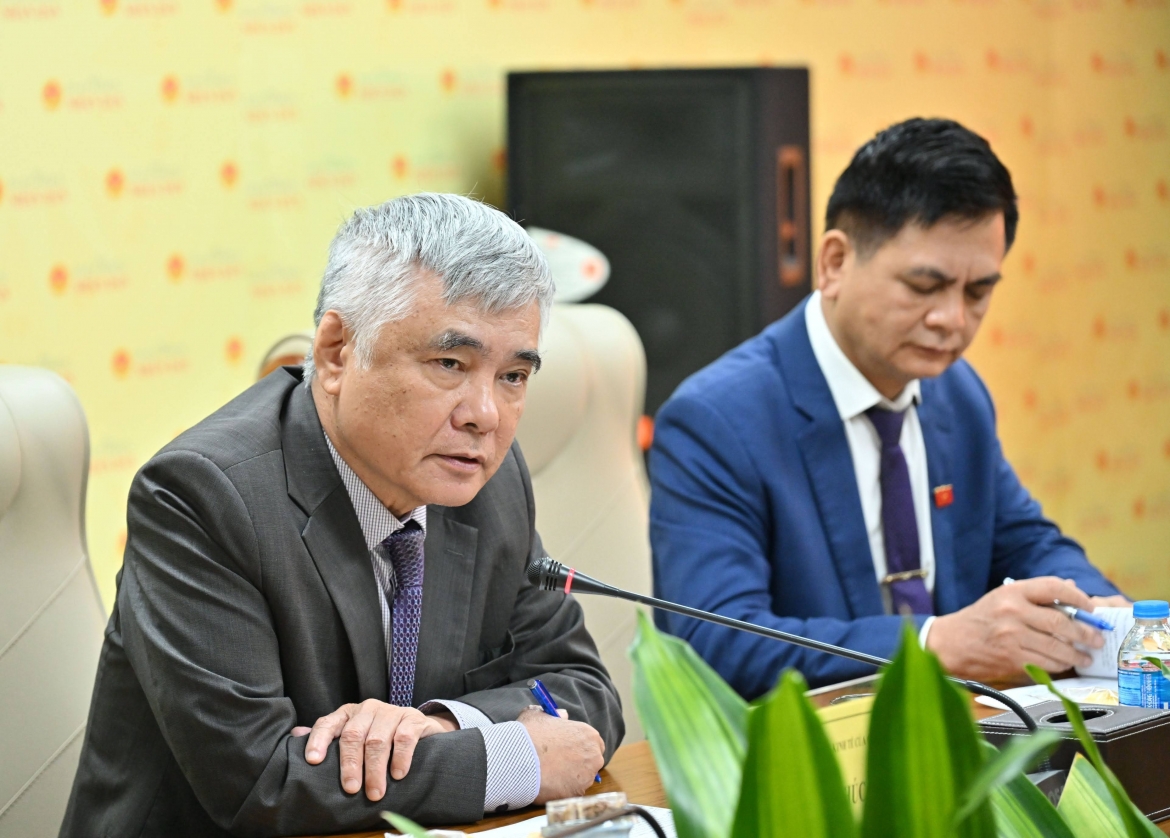 Dai bieu phai la nguoi dam noi, dam lam va dam chiu trach nhiem hinh anh 2