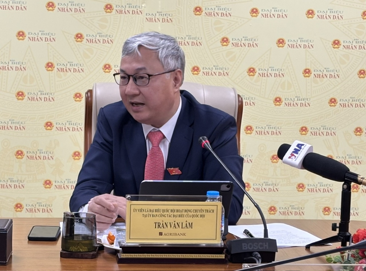 moi la phieu co trach nhiem la vien gach hong dung xay tuong lai cua dat nuoc hinh anh 2