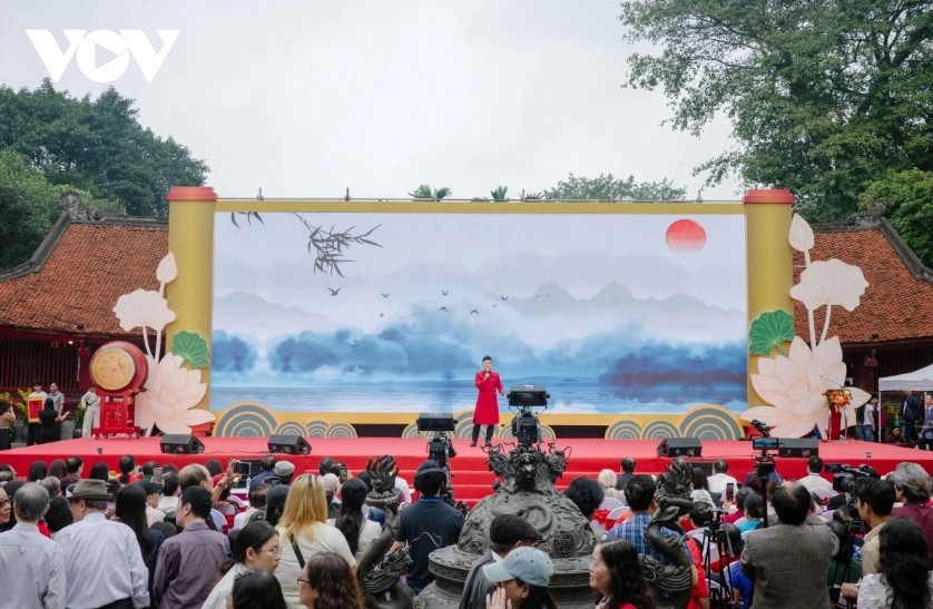 hanoi poetry day 2026 reflects aspiration towards the open sea picture 2