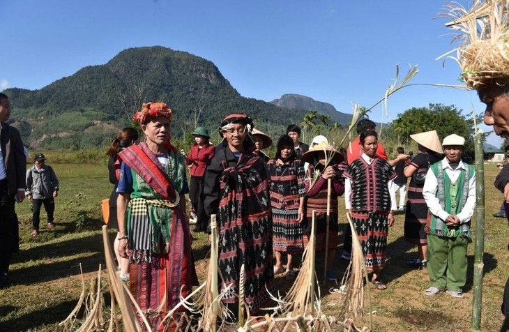 spring flows with faith in pa co water deity ritual picture 2