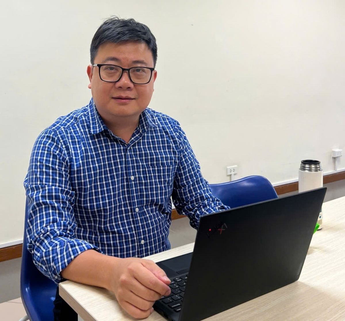 lai suat vuot 8 , dong tien di cu nguoc thoi cua kenh dau co da het hinh anh 2