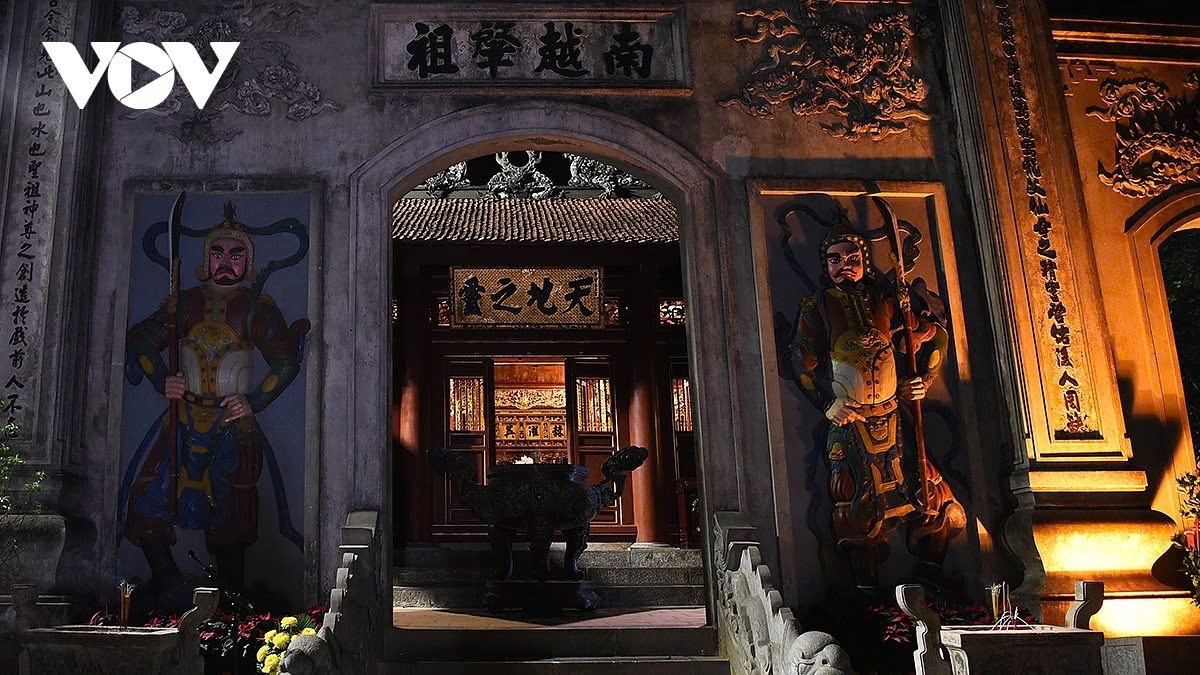 phu tho introduces special night tour to hung kings temple picture 7