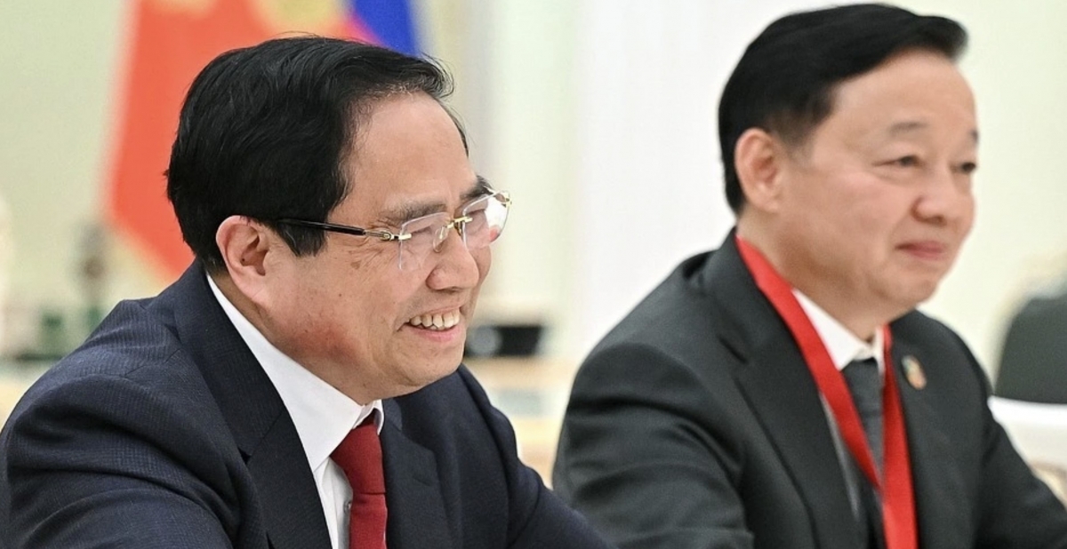 pm chinh meets president putin as russia pledges stronger cooperation with vietnam picture 4