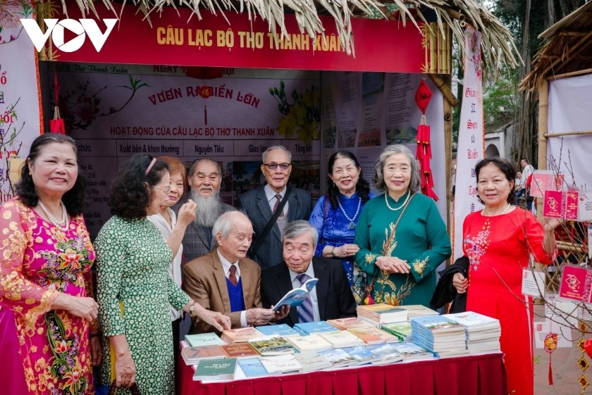 hanoi poetry day 2026 reflects aspiration towards the open sea picture 3