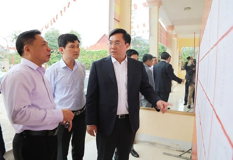 hơn 8.000 cử tri phú thọ gửi gắm kỳ vọng tới các ứng cử viên hình ảnh 5 hon 8.000 cu tri phu tho gui gam ky vong toi cac ung cu vien hinh anh 5