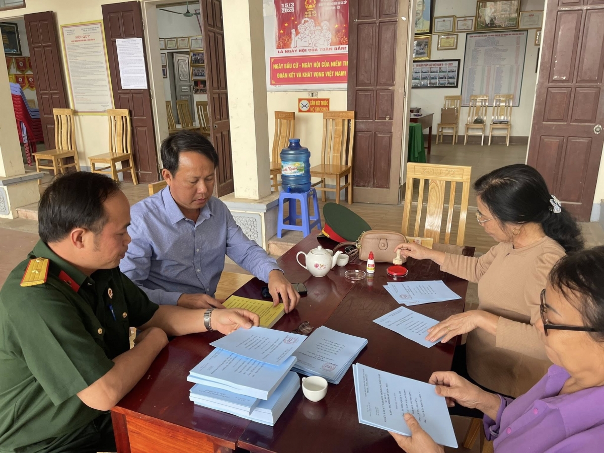 hơn 8.000 cử tri phú thọ gửi gắm kỳ vọng tới các ứng cử viên hình ảnh 8 hon 8.000 cu tri phu tho gui gam ky vong toi cac ung cu vien hinh anh 8