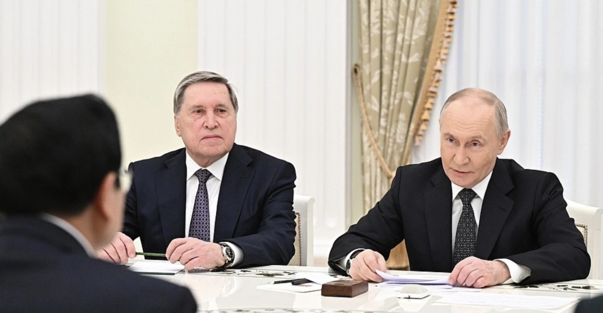 pm chinh meets president putin as russia pledges stronger cooperation with vietnam picture 3