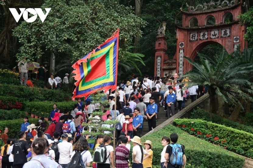bac bo thong tin hoan doi ngay lam viec de nghi le gio to, 30 4 9 ngay hinh anh 1