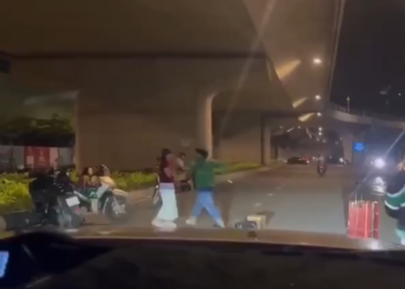 Điều tra vụ người đàn ông có hành vi gây rối, đuổi đánh phụ nữ