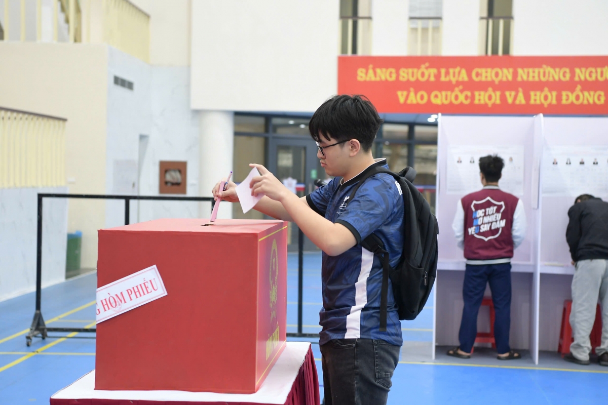 tuong thuat truc tiep ngay hoi toan dan 15 3 2026 hinh anh 138