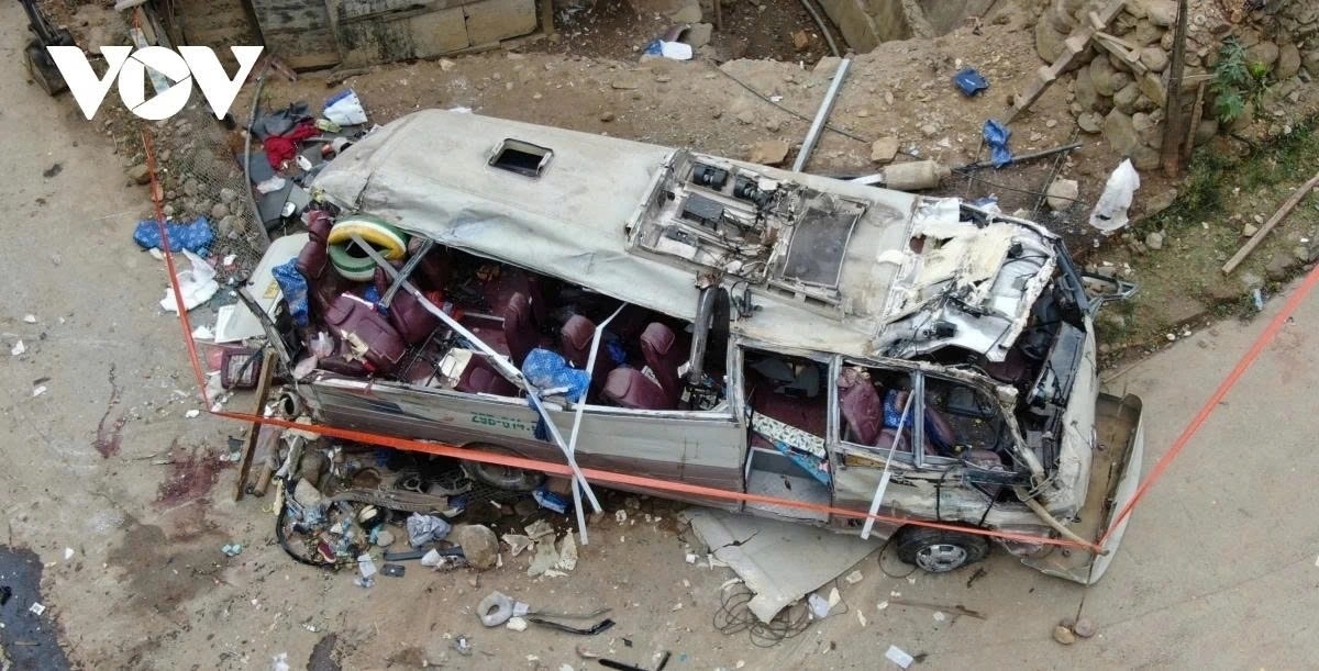 De xuat bat buoc hoc vien phai xem clip tai nan nghiem trong truoc thi bang lai hinh anh 1