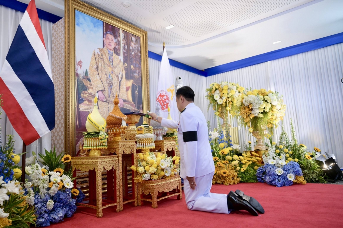 tan thu tuong thai lan cam ket xay dung chinh phu minh bach, lay dan lam goc hinh anh 3